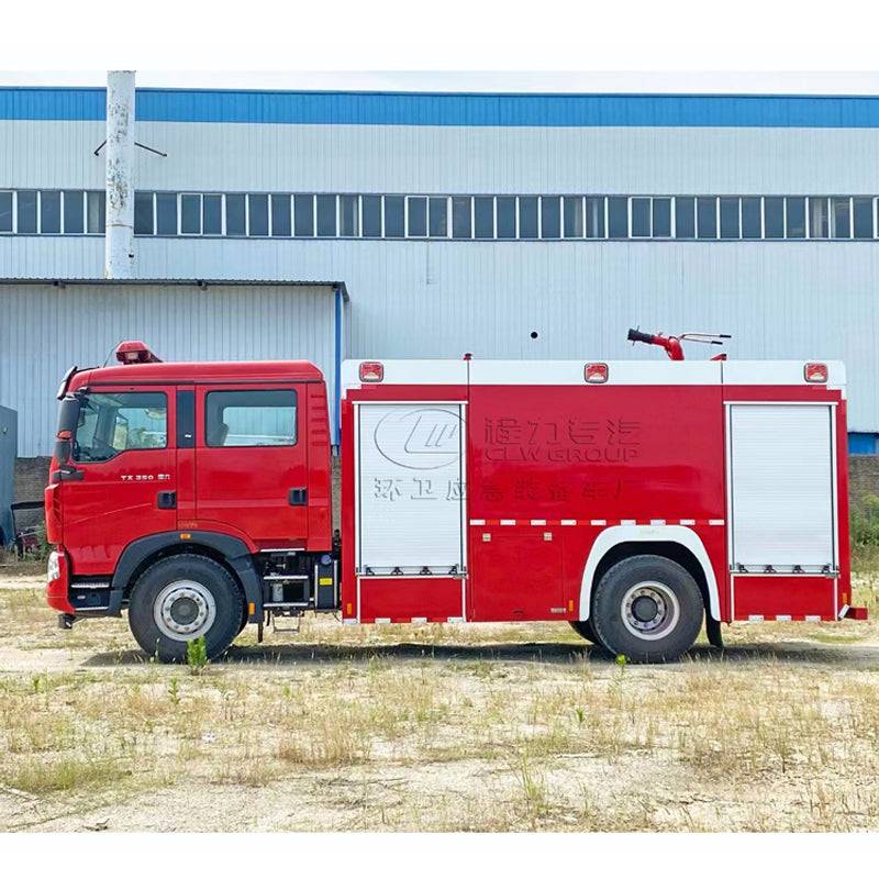 HOWO 4X2 8000L foam fire truck