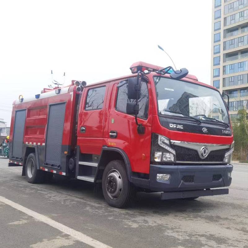 Dongfeng 4X2 5000L foam fire truck