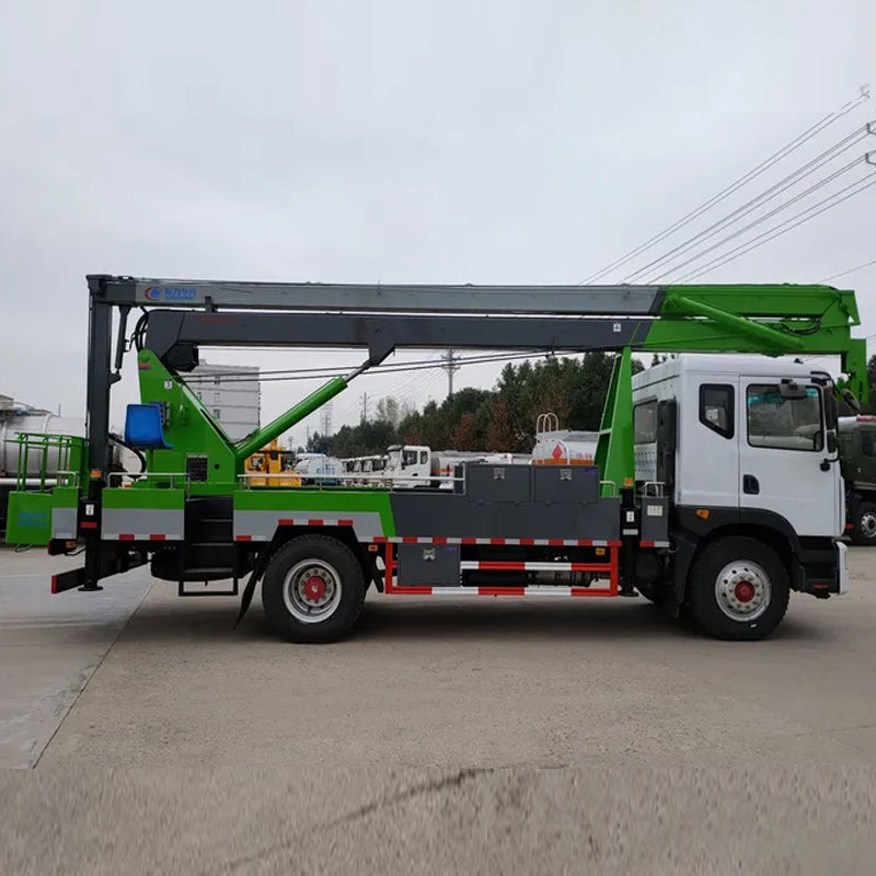 20-22 mètres Dongfeng 4 x2 camion plate-forme de travail à haute altitude à bras repliable