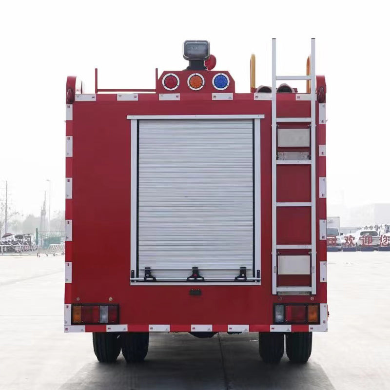 ISUZU 4X2 2000L water tanker fire truck