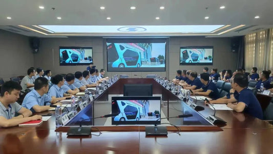Shaanxi shines in Jingchu" Chengli Automobile Group Shaanxi Automobile Heavy Truck" witnessed the manufacture of hardcore technology and 1000 special vehicles strategic signing